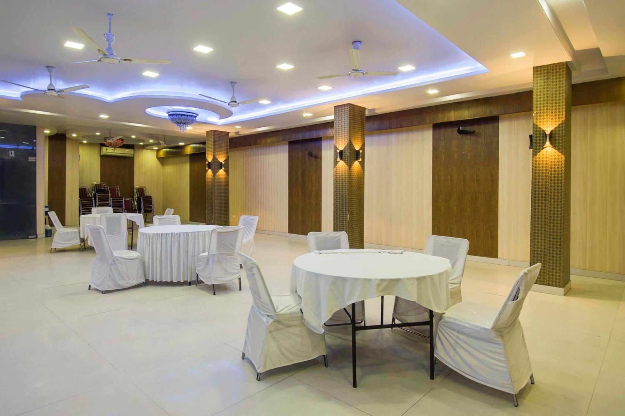 Hotel Capital O Pink Peral à Jaipur Extérieur photo
