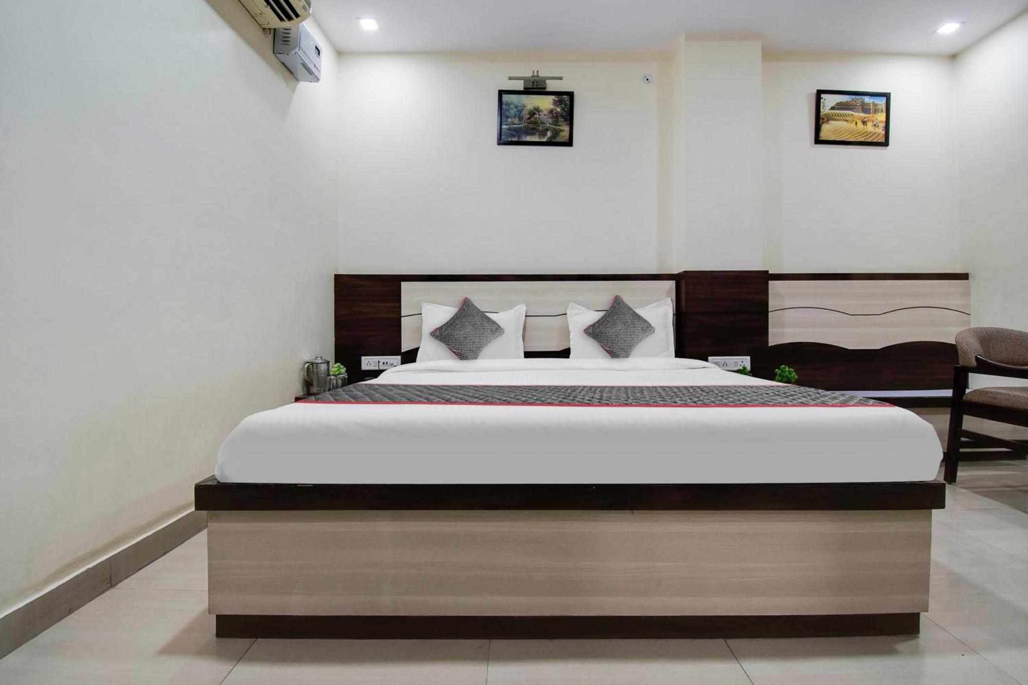 Hotel Capital O Pink Peral à Jaipur Extérieur photo