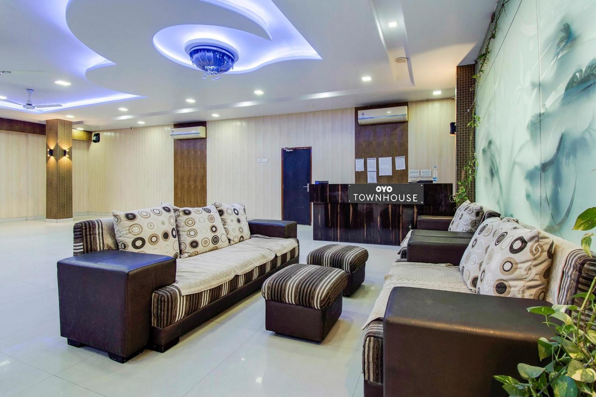 Hotel Capital O Pink Peral à Jaipur Extérieur photo