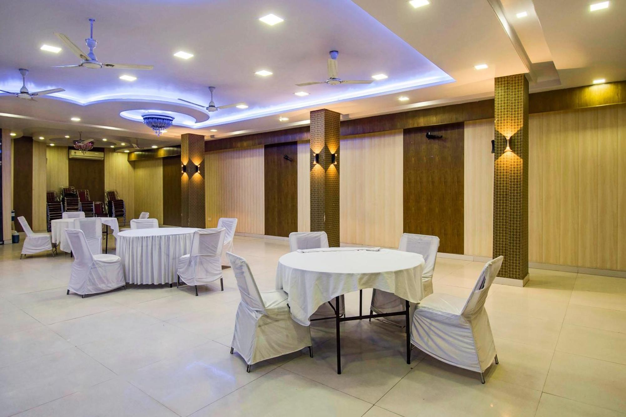 Hotel Capital O Pink Peral à Jaipur Extérieur photo